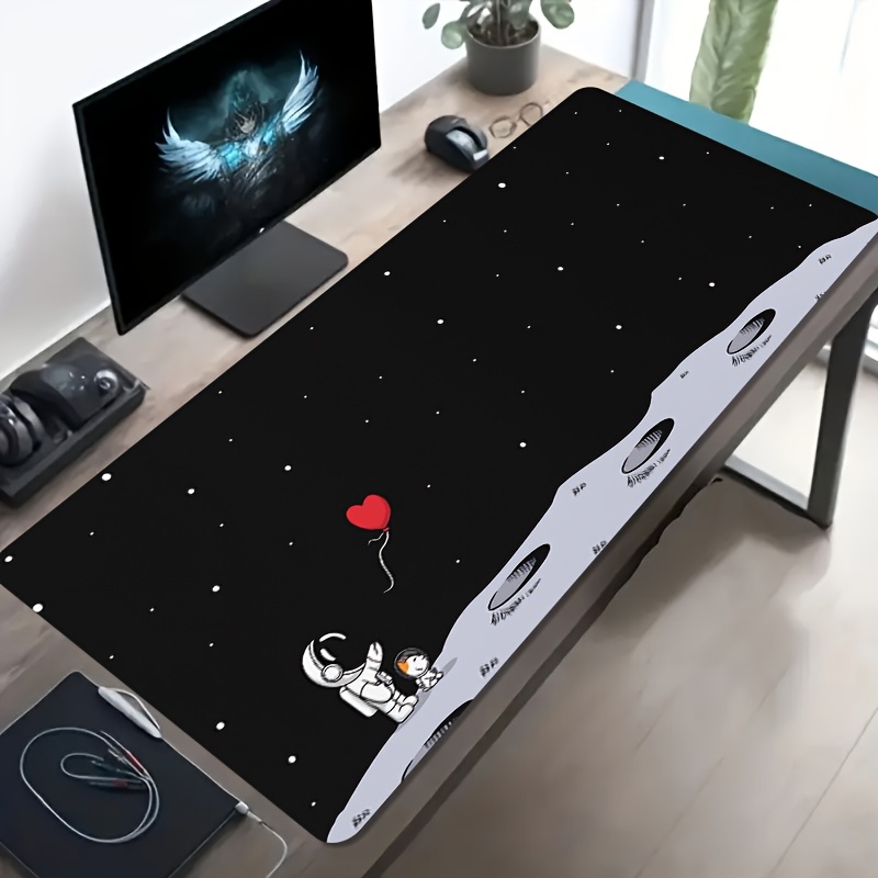 Astronaut Moon Space Oversized - Desk Setup With Laptop avaliação e preço